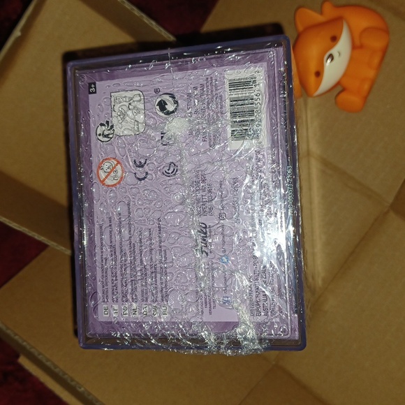 🆕️ Funko Pop Disney Treasures of The Vault Bambi Artist Series Amazon Exclusive - Picture 7 of 9